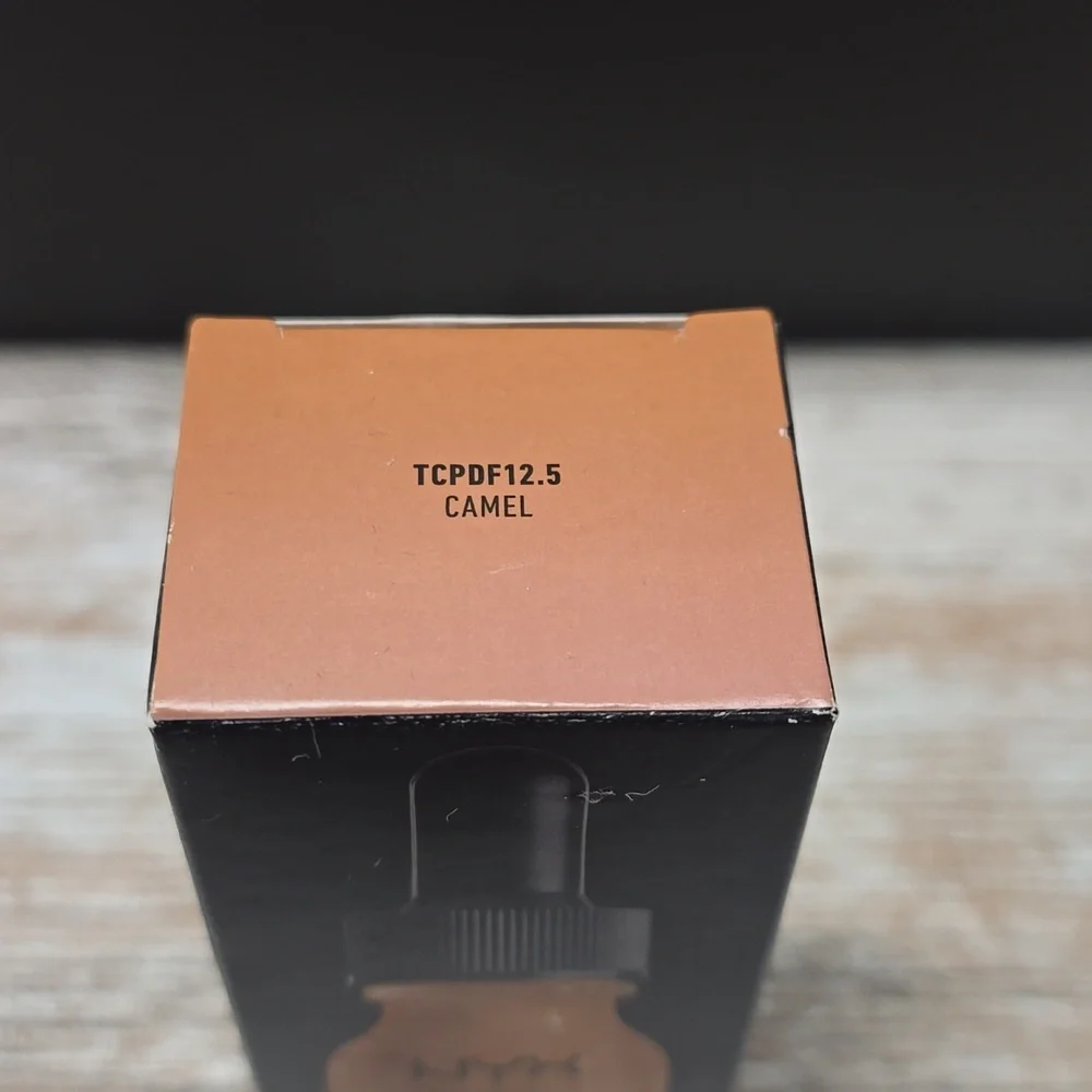 NYX Total Control Pro Foundation - Camel